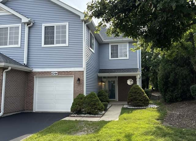 Property at 8294 Sweetwater Ct, Darien, IL 60561, 2 beds, 2.5 baths