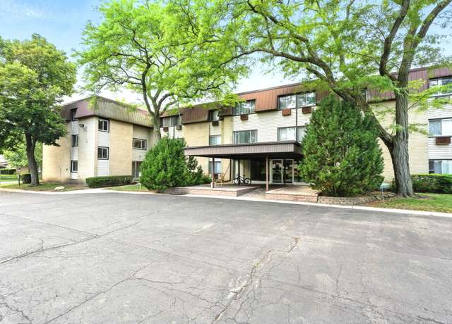 Property at 810 E Shady Way #102, Arlington Heights, IL 60005, 2 beds, 2 baths