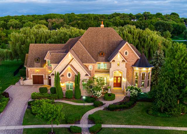 Property at 5N155 Prairie Rose Dr, St. Charles, IL 60175, 6 beds, 7 baths