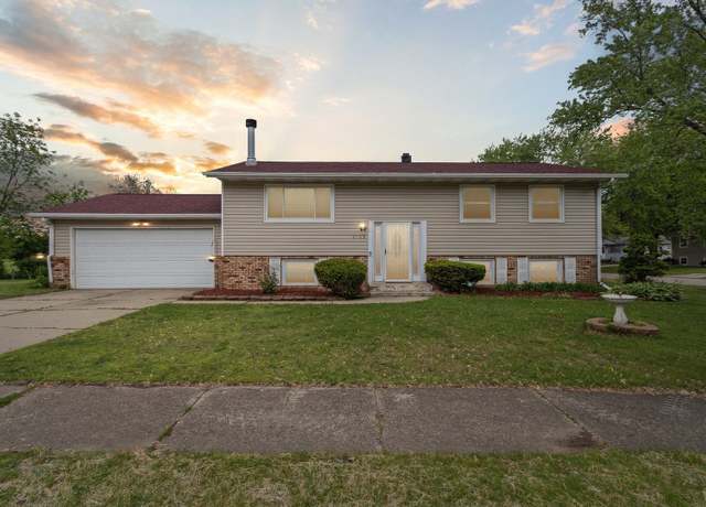 Property at 3128 New England Dr, Rockford, IL 61109, 4 beds, 2 baths