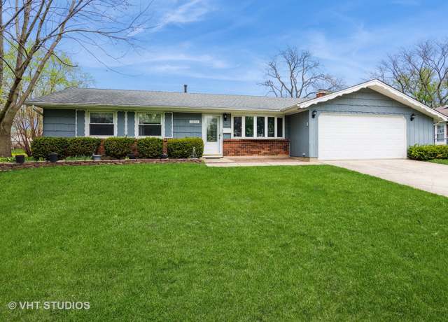 Property at 1804 Kingston Ln, Schaumburg, IL 60193, 3 beds, 1.5 baths