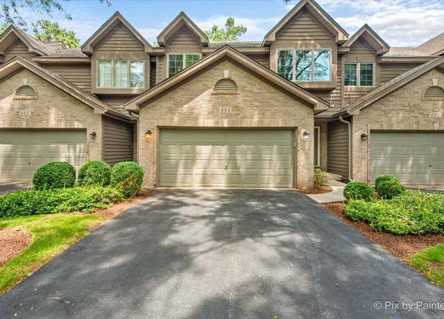 Property at 893 Millcreek Cir, Elgin, IL 60123, 2 beds, 2 baths
