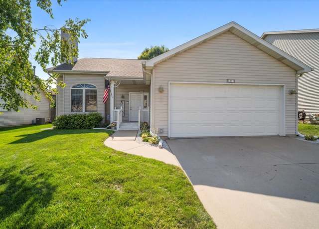 Property at 1509 Torrey Pines Rd, Normal, IL 61761, 4 beds, 3.5 baths