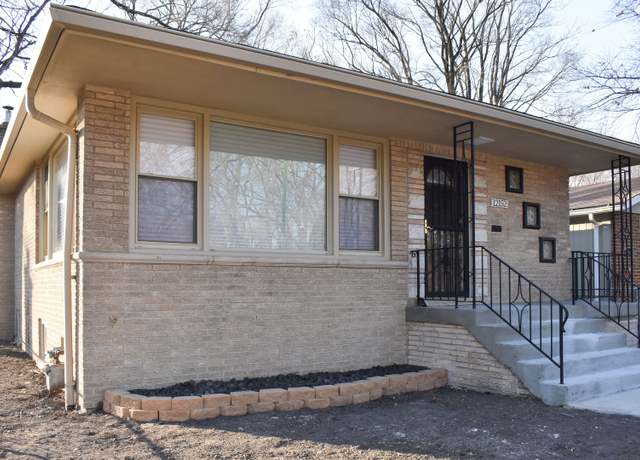 Property at 12152 S Union Ave, Chicago, IL 60628, 3 beds, 1 bath