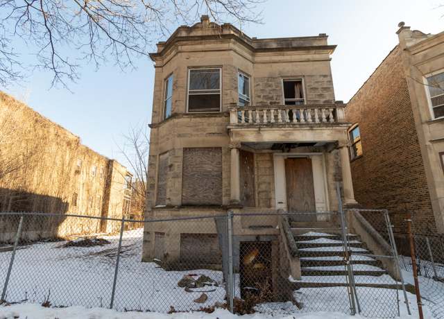 Property at 3827 W Gladys Ave, Chicago, IL 60624, 6 beds, 2 baths