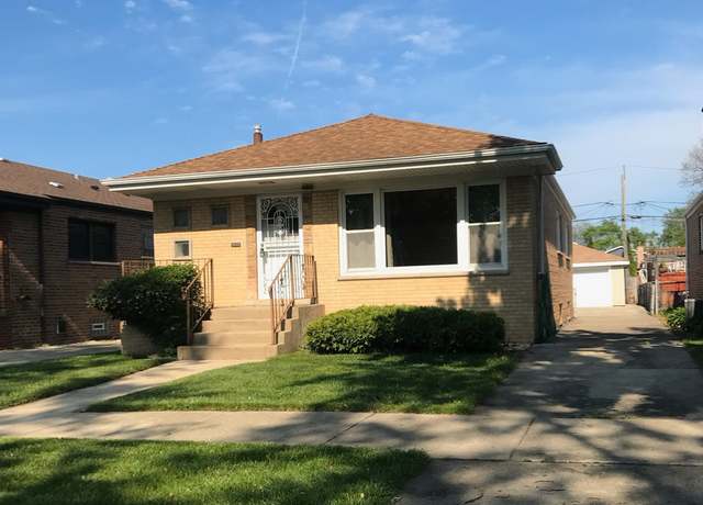 Property at 9833 S Marquette Ave, Chicago, IL 60617, 3 beds, 1.5 baths