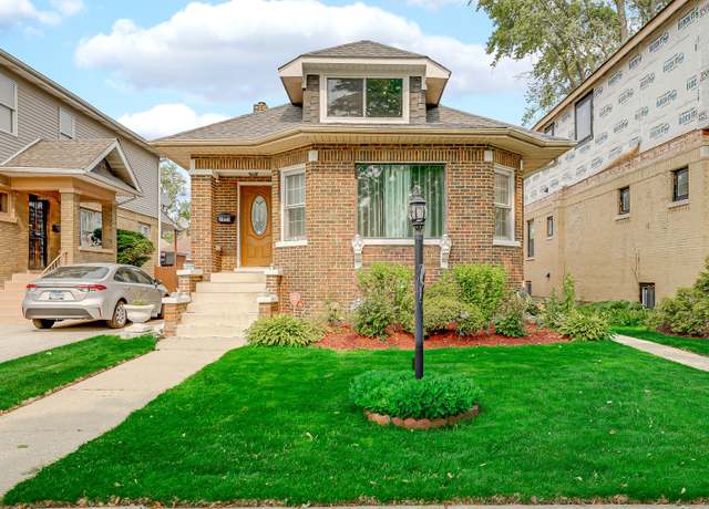 Property at 2033 S 11th Ave, Maywood, IL 60153, 3 beds, 2 baths