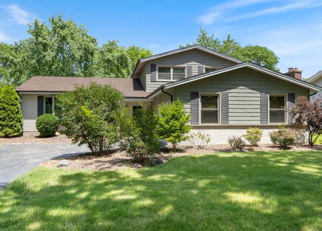 Property at 1235 Cheshire Ave, Naperville, IL 60540, 4 beds, 2.5 baths