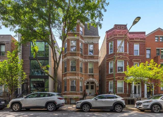 Property at 1032 N Marshfield Ave Unit 1R, Chicago, IL 60622, 2 beds, 2 baths