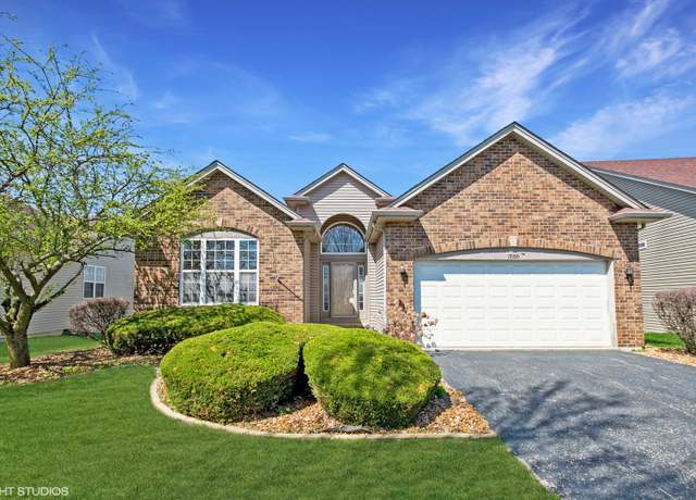Property at 17100 Como Ave, Lockport, IL 60441, 2 beds, 3 baths
