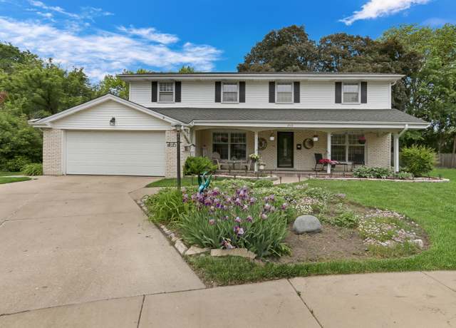 Property at 2310 Malik Ct, Glenview, IL 60025, 4 beds, 2.5 baths