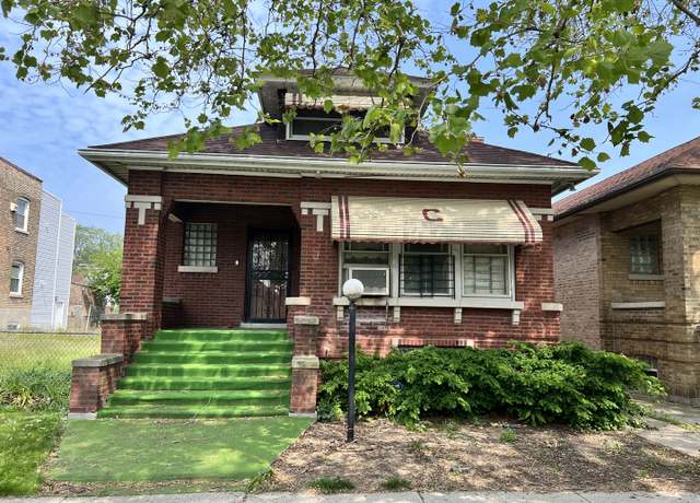 Property at 7649 S Luella Ave, Chicago, IL 60649, 3 beds, 2 baths