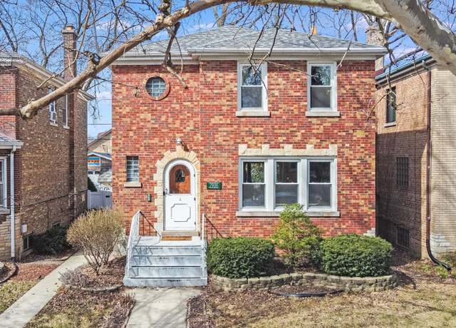 Property at 2906 Wisconsin Ave, Berwyn, IL 60402, 3 beds, 1.5 baths