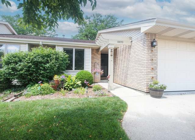 Property at 10859 Timer Dr W #2, Huntley, IL 60142, 3 beds, 2 baths