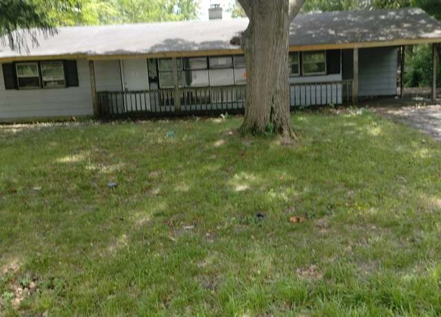 Property at 4601 188th St, Country Club Hills, IL 60478, 3 beds, 1.5 baths