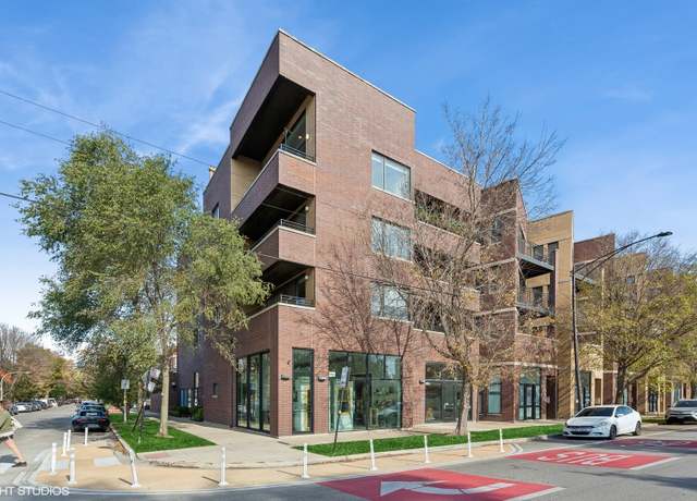 Property at 2822 W Chicago Ave Unit 4W, Chicago, IL 60622, 3 beds, 2 baths