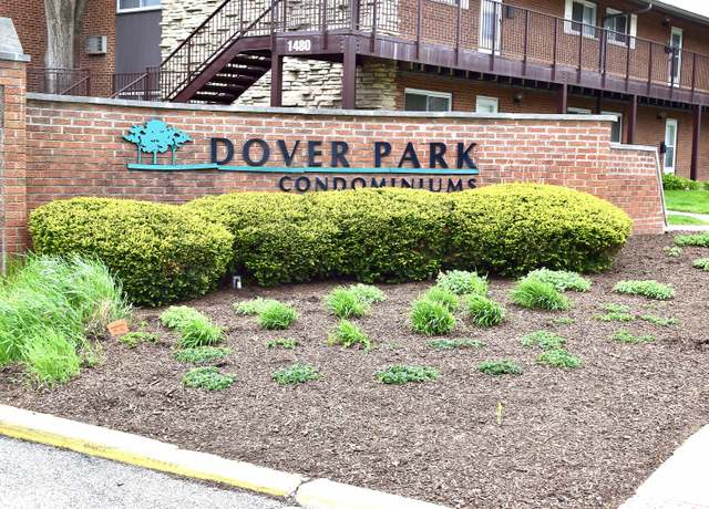 Property at 1900 W Knightsbridge Dr Unit 1B, Mount Prospect, IL 60056, 1 bed, 1 bath