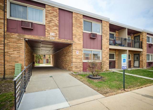 Property at 212A Collen Dr #104, Lombard, IL 60148, 2 beds, 1.5 baths