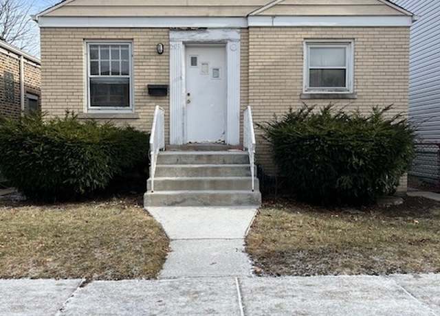 Property at 1503 S Elmwood Ave, Berwyn, IL 60402, 2 beds, 1 bath