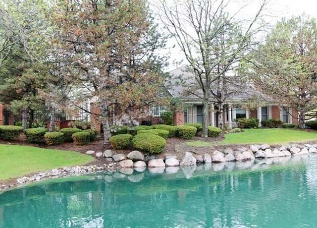 Property at 2057 N Coldspring Rd #0, Arlington Heights, IL 60004, 2 beds, 2 baths