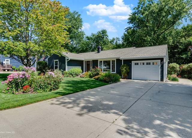 Property at 57 Pine Tree Row, Lake Zurich, IL 60047, 3 beds, 2 baths