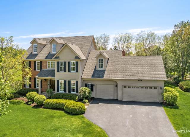 Property at 40W065 Fox Mill Blvd, St. Charles, IL 60175, 4 beds, 2.5 baths