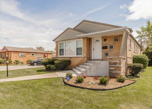 Property at 2101 W 82nd Pl, Chicago, IL 60620, 5 beds, 2 baths