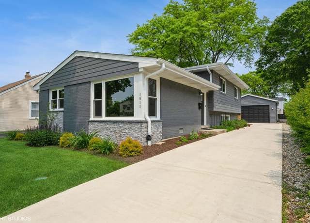 Property at 1011 N Ridge Ave, Arlington Heights, IL 60004, 4 beds, 2 baths