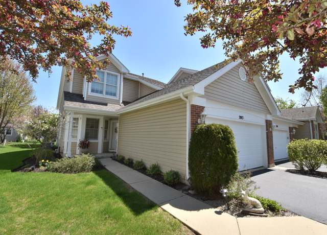 Property at 2013 Waverly Cir, St. Charles, IL 60174, 2 beds, 2.5 baths