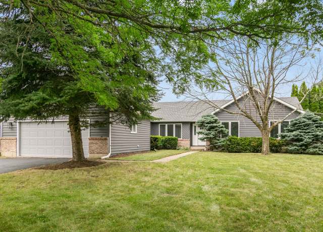 Property at 140 Old Darby Ln, Winthrop Harbor, IL 60096, 3 beds, 3 baths