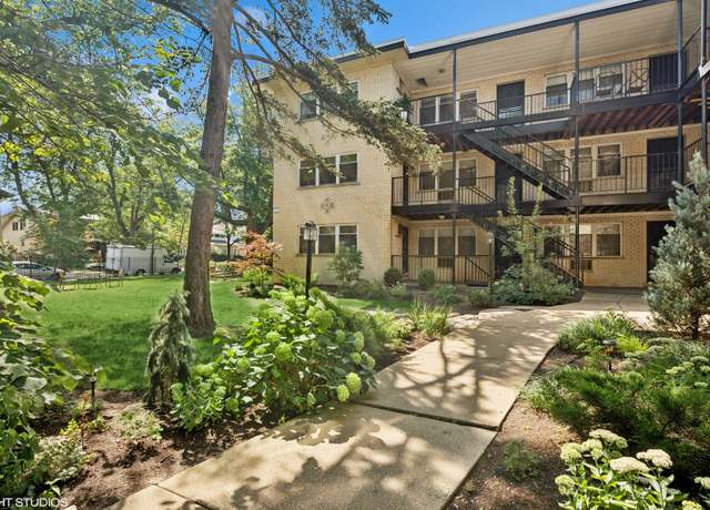 Property at 4258 N Greenview Ave Unit 3B, Chicago, IL 60613, 1 bed, 1 bath