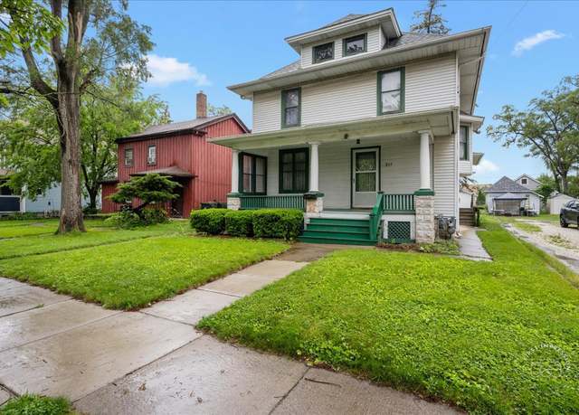 Property at 311 North Ave, Naperville, IL 60540, 4 beds, 2 baths