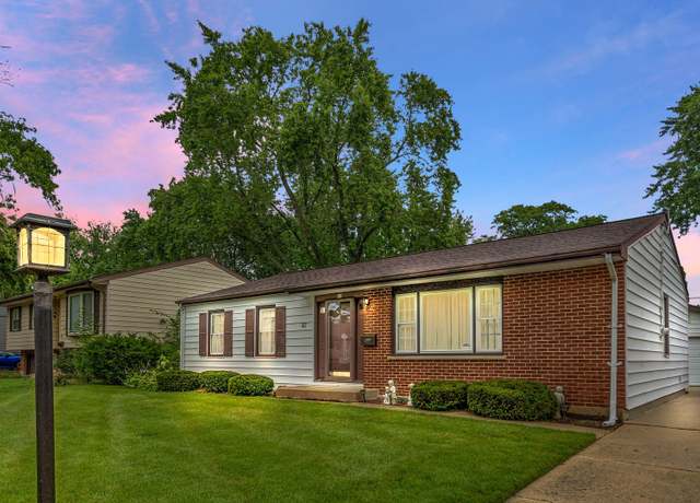 Property at 47 Willow Trl, Wheeling, IL 60090, 3 beds, 1.5 baths