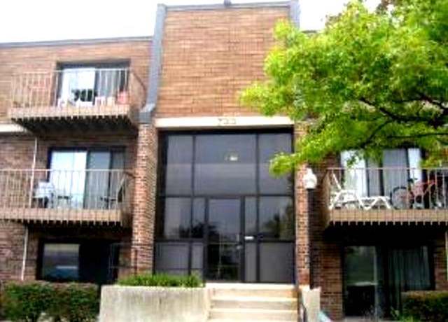 Property at 733 Limerick Ln Unit 3D, Schaumburg, IL 60193, 2 beds, 2 baths