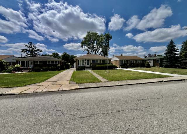 Property at 152 W 29th Pl, Chicago Heights, IL 60411, 4 beds, 1 bath