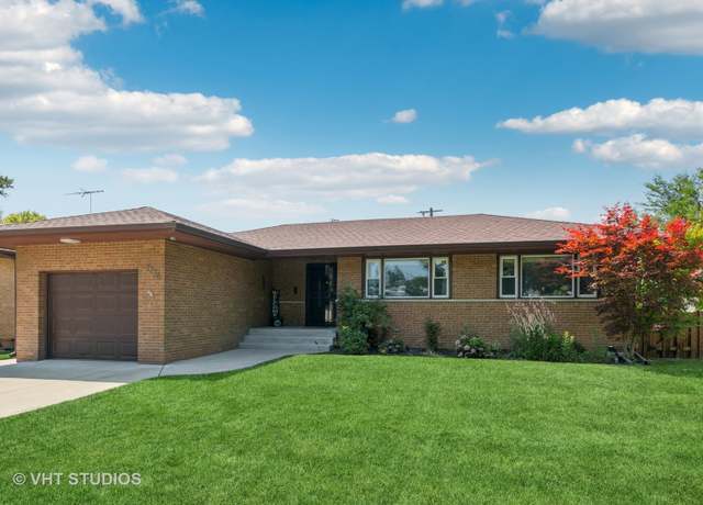 Property at 7336 N Tripp Ave, Lincolnwood, IL 60712, 4 beds, 3 baths