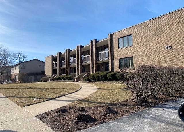 Property at 20 S Dee Rd, Park Ridge, IL 60068, 19 beds, 17 baths