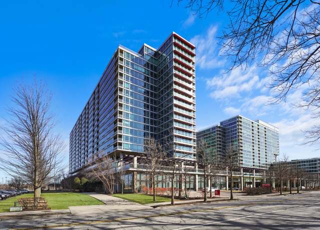 Property at 9725 Woods Dr #2015, Skokie, IL 60077, 3 beds, 2.5 baths