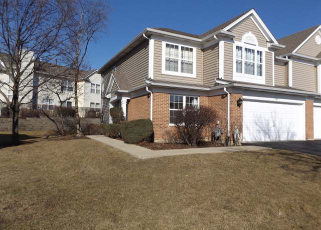 Property at 1584 E Citadel Ct, Palatine, IL 60074, 3 beds, 2.5 baths
