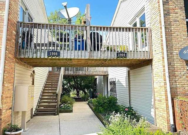 Property at 1964 Kenilworth Cir Unit F, Hoffman Estates, IL 60169, 2 beds, 1.5 baths