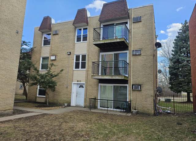 Property at 811 Piper Ln, Prospect Heights, IL 60070, 33 beds, 21 baths