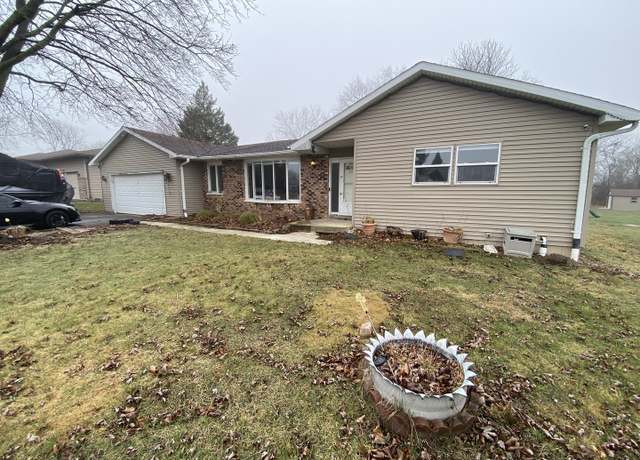 Property at 538 English Ln, Winthrop Harbor, IL 60096, 3 beds, 3 baths