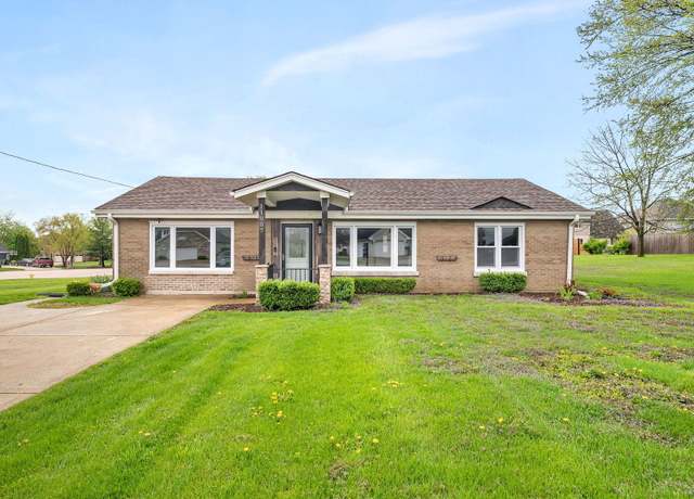 Property at 11007 W 167th St, Orland Park, IL 60467, 3 beds, 1 bath