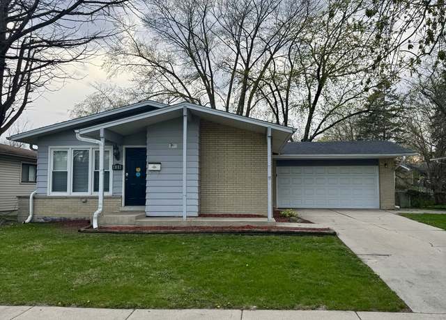 Property at 436 N Pleasant Dr, Glenwood, IL 60425, 4 beds, 2 baths