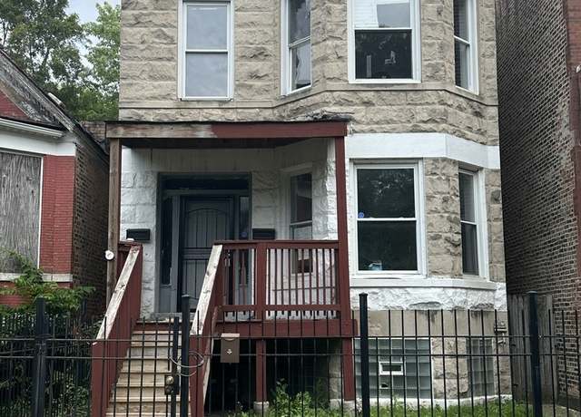 Property at 5615 S Carpenter St, Chicago, IL 60621, 7 beds, 2 baths