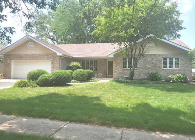 Property at 810 Kristin Ln, Wilmington, IL 60481, 3 beds, 3 baths