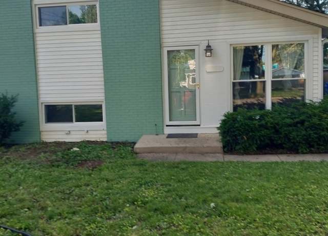 Property at 375 Mission Ave, Villa Park, IL 60181, 3 beds, 1.5 baths