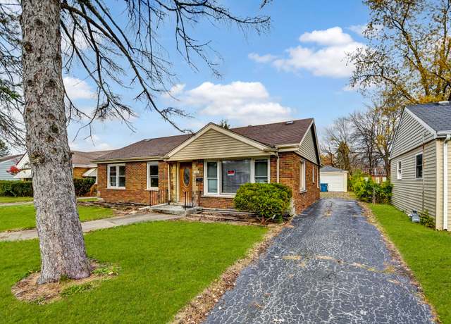 Property at 730 E 156th St, South Holland, IL 60473, 3 beds, 2 baths