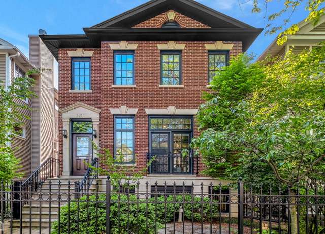 Property at 3711 N Marshfield Ave, Chicago, IL 60613, 6 beds, 4.5 baths
