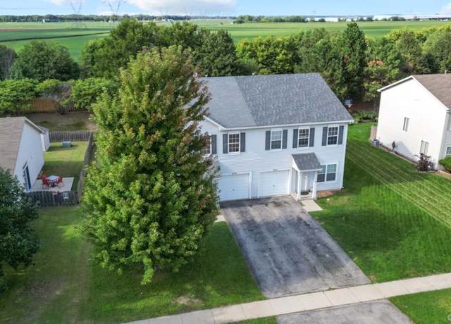 Property at 3119 Hoffman St, Plano, IL 60545, 3 beds, 2.5 baths